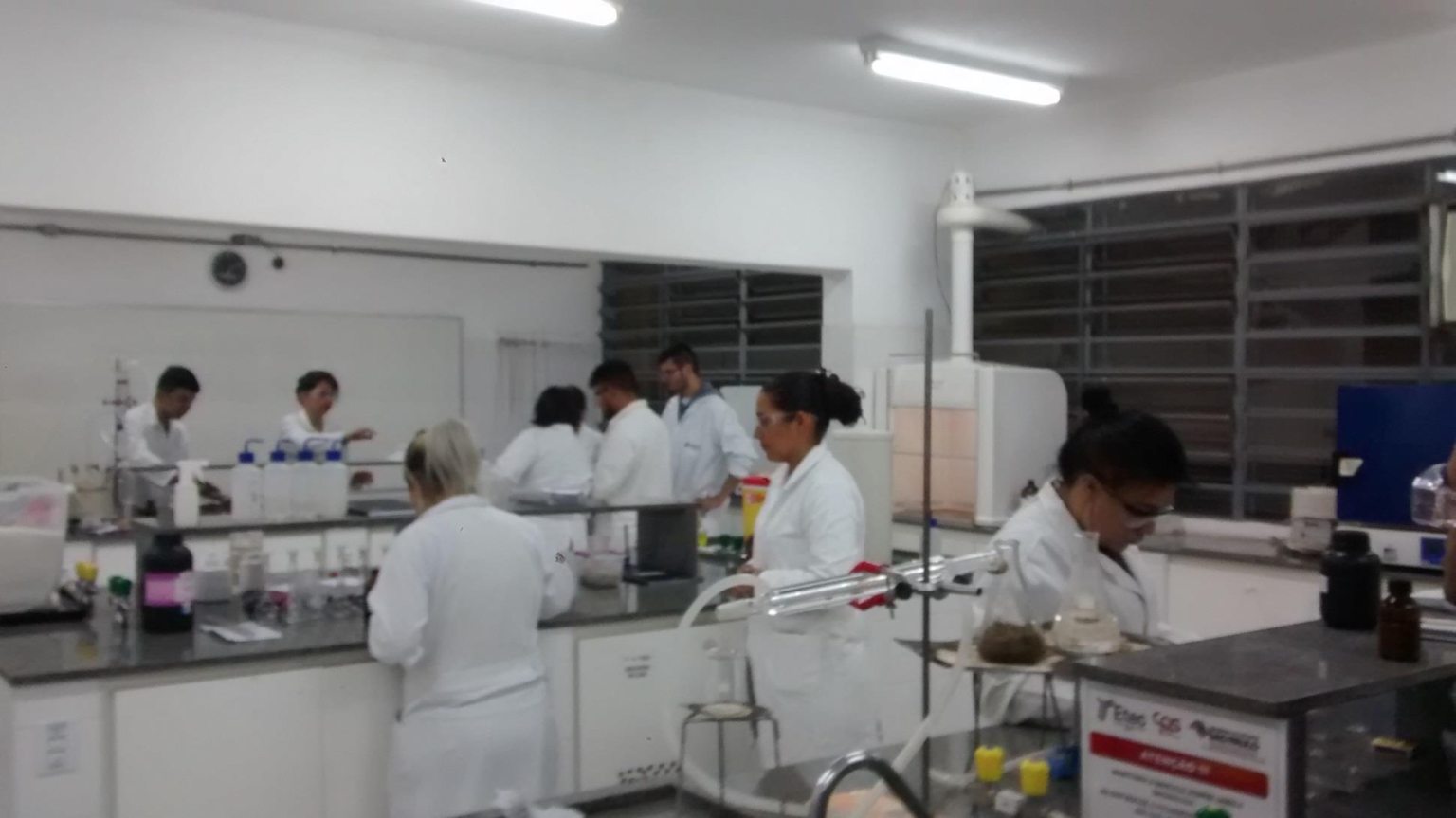 Aulas Práticas Realizadas nos Laboratórios da Etec Suzano